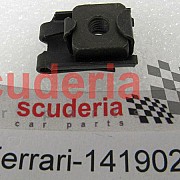 14190290 SPIRE CLIP NUT M5