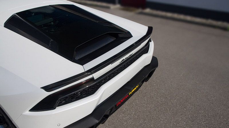 Photo of Novitec Rear Spoiler Lip for the Lamborghini Huracan LP610-4 - Image 3