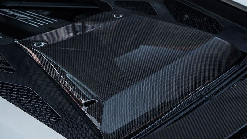 Photo of Novitec Engine Compartment Cover (Coupe) for the Lamborghini Huracan LP610-4 - Image 4