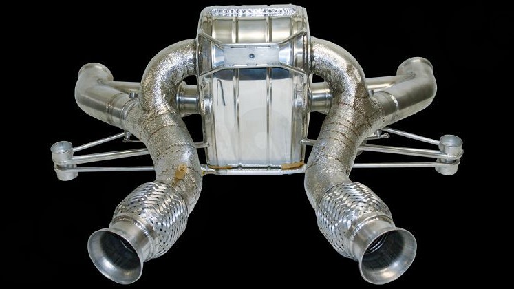 Photo of Cargraphic Sport Rear Silencer for the Porsche Carrera GT - Image 4