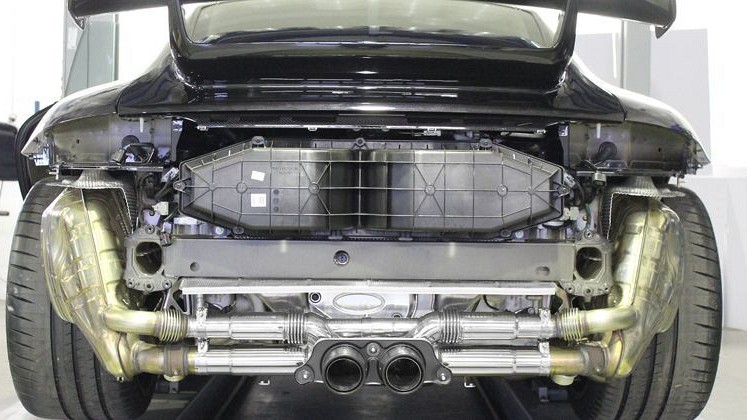 Photo of Cargraphic Lightweight Rear Silencer Replacement for the Porsche 991 (Mk I) GT3/GT3 RS - Image 5