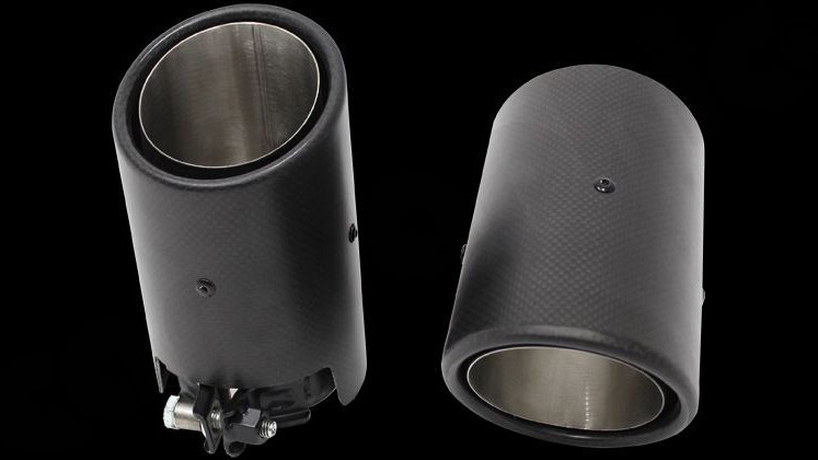 Photo of Cargraphic Carbon fibre double end tailpipe set for the Porsche Cayenne Turbo (2003-2017) - Image 4