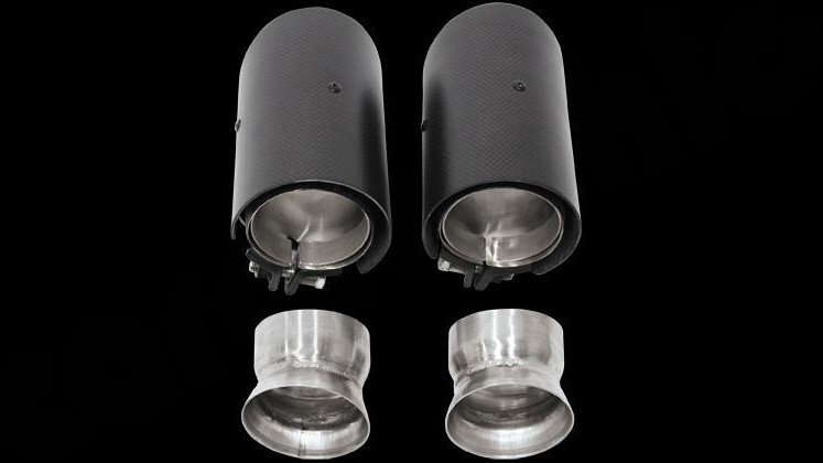 Photo of Cargraphic Carbon fibre double end tailpipe set for the Porsche Cayenne Turbo (2003-2017) - Image 3