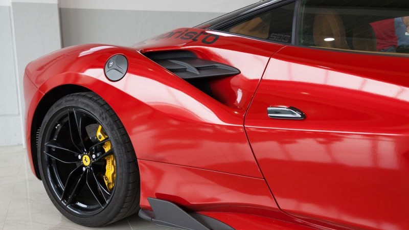 Photo of Capristo Side Air Intakes (Carbon) for the Ferrari 488 GTB/Spider - Image 4