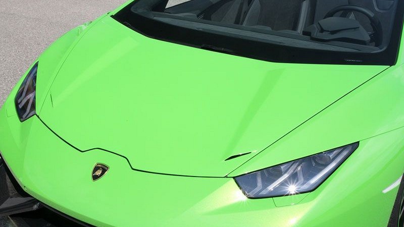Photo of Novitec Hood with Air Ducts for the Lamborghini Huracan LP610-4 - Image 3