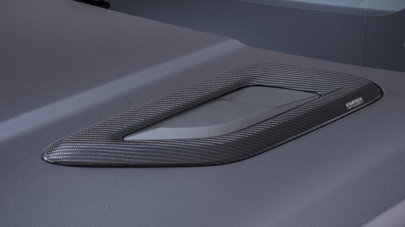 Photo of Startech Carbon bonnet panel cover for the Land Rover Range Rover Sport - Image 1