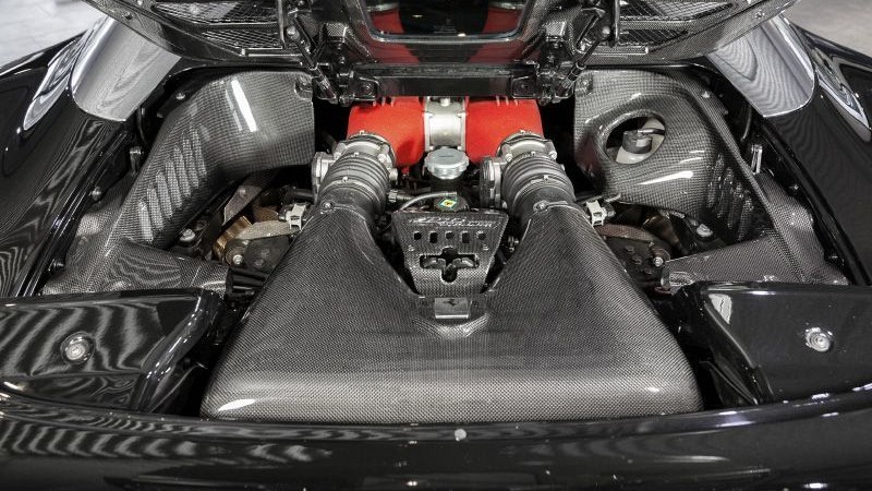 Photo of Capristo Engine Cover Set in Carbon Fibre (Spider) for the Ferrari 458 Italia / Spider - Image 1