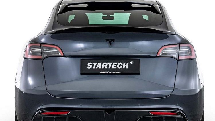 Photo of Startech Rear bumper insert for the Tesla Model Y - Image 1