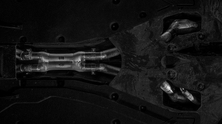 Photo of Novitec EXHAUST REPLACEMENT PIPE X-PIPE SYSTEM for the Ferrari Monza SP1/SP2 - Image 2