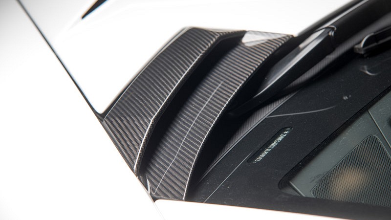 Photo of Novitec Air-outlet Trunk Lid for the Lamborghini Aventador S - Image 2